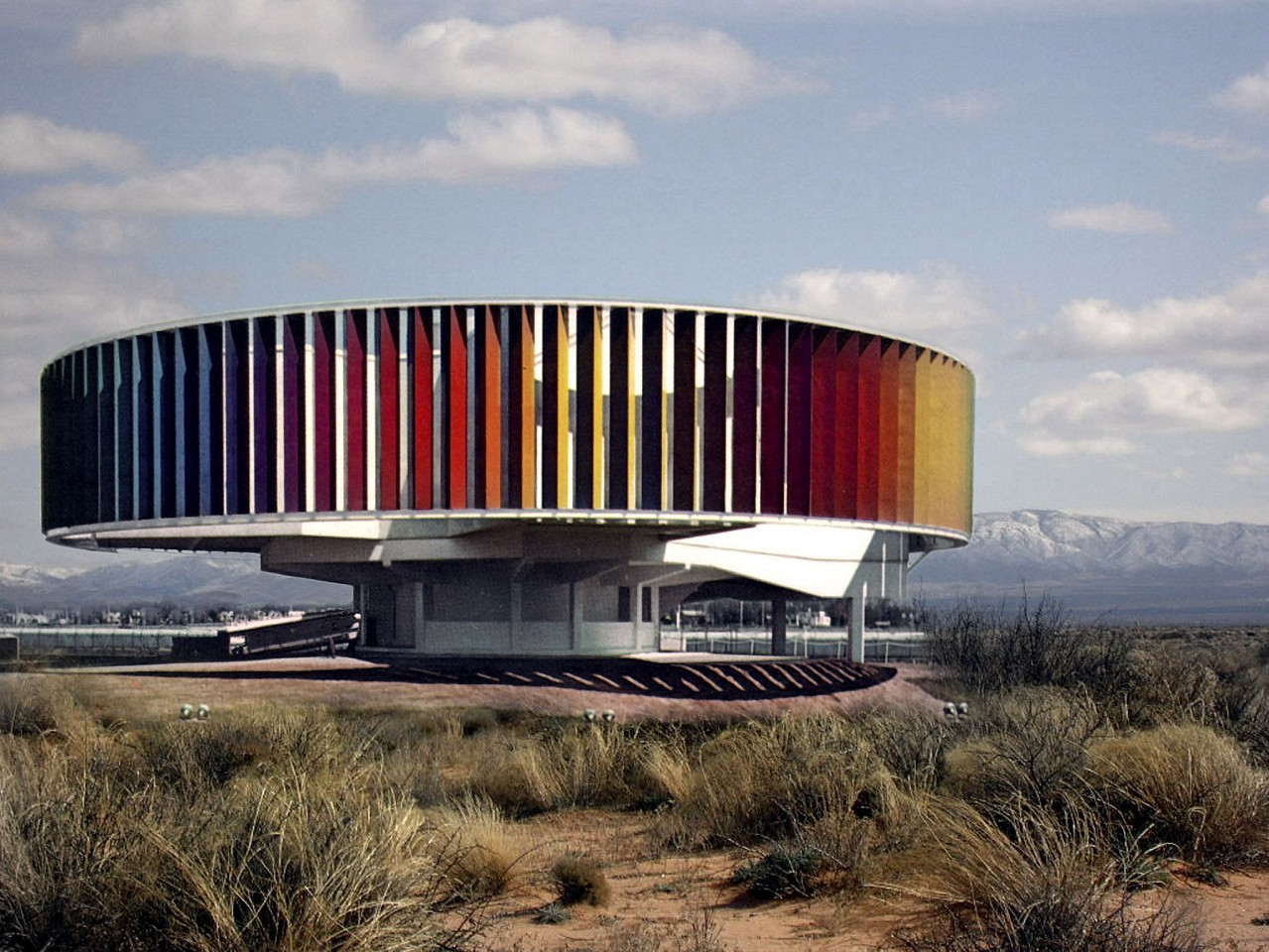 Oliver Wasow, Color Wheel House
2012, Archival inkjet